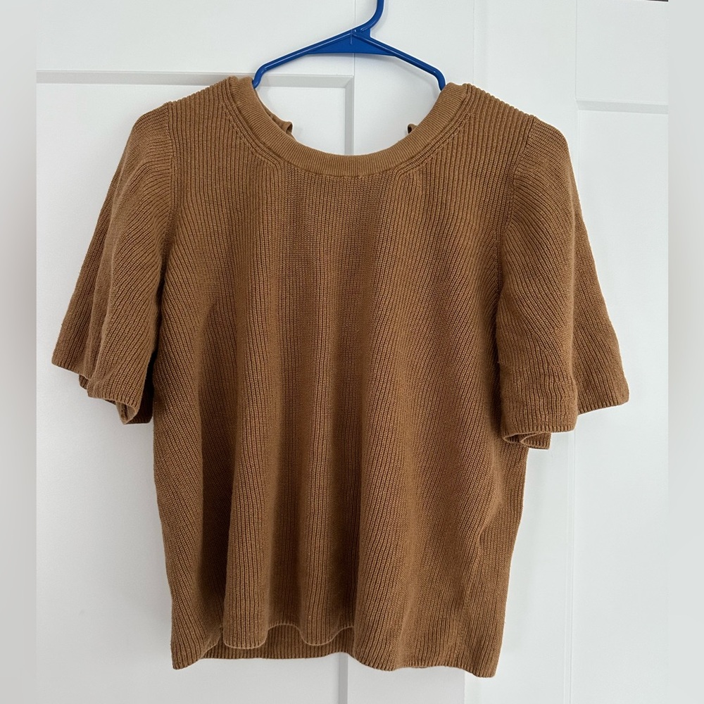 Banana republic short sleeved sweater with tie back